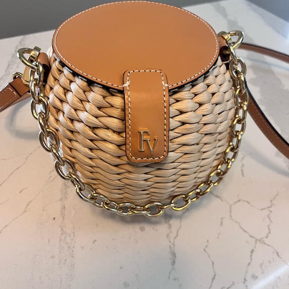 NWOT Sold Out Frances Valentine Basket Bucket Bag Crossbody - Picture 3 of 8